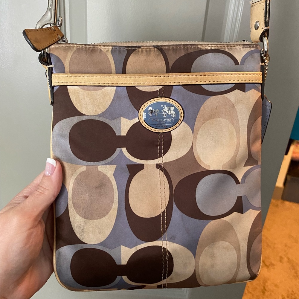 Coach crossbody purse